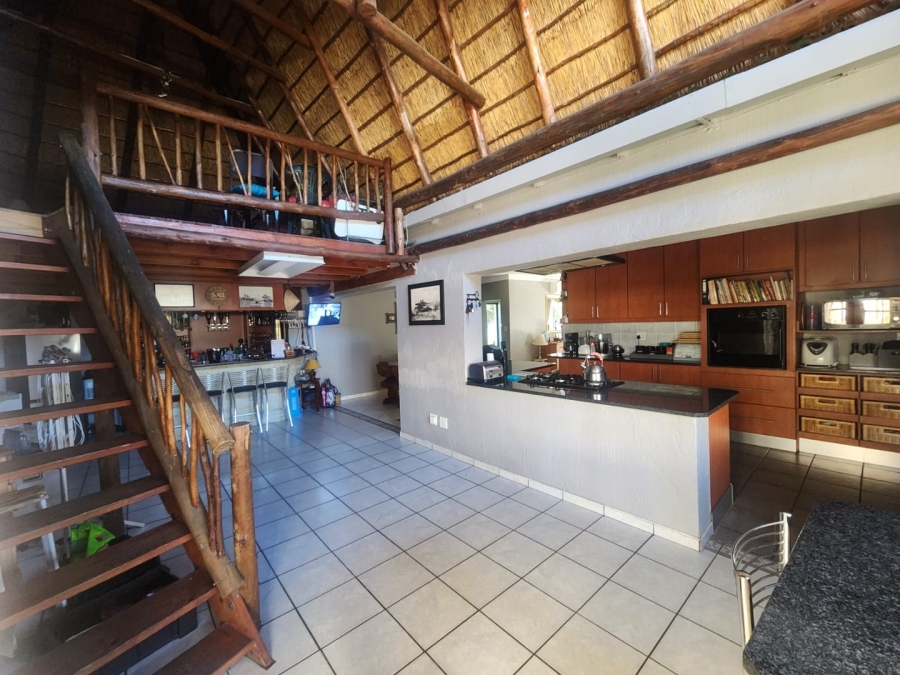 To Let 4 Bedroom Property for Rent in Pellissier Free State